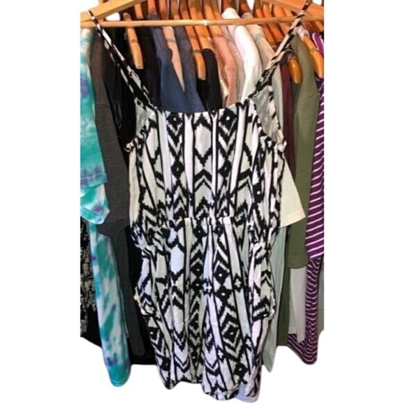 Forever 21 Womens Black & White Tribal Print Sleeveless Romper With Adjustable S - Picture 1 of 3